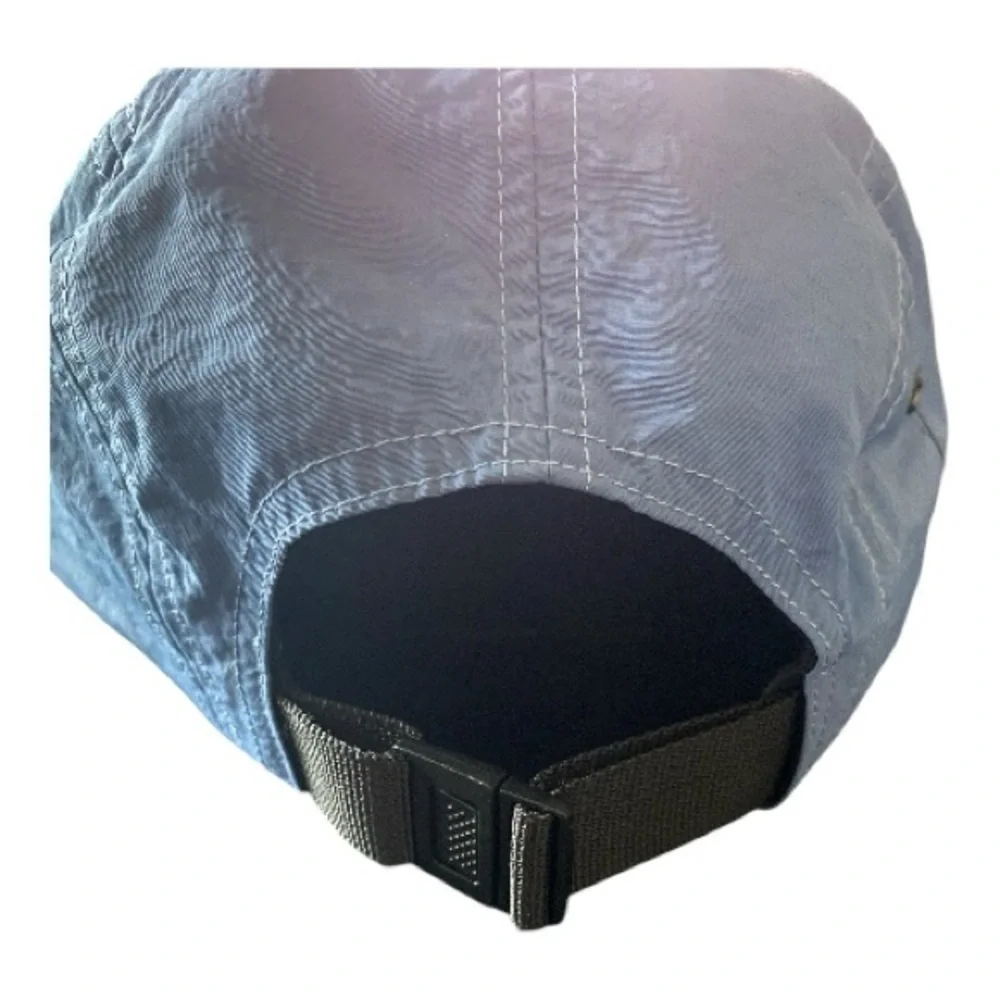 NWOT-VOLCOM-VOLCOMOTION-ADJUSTABLE HAT